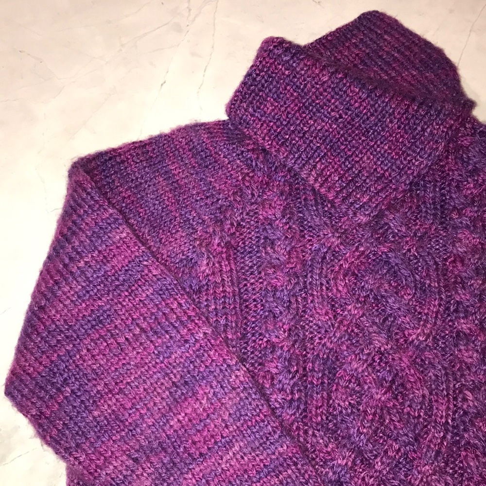 Handmade sweater 🌸